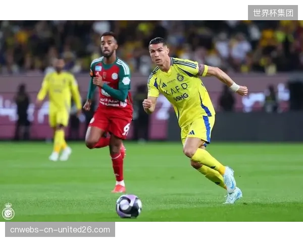 C罗锋线终结能力尚存，但其高强度比赛的体能分配成战术变数。